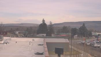 Weather camera view of Bridgeport High School.