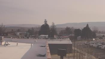 Weather camera view of Bridgeport High School.