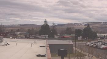 Weather camera view of Bridgeport High School.