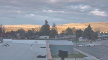 Weather camera view of Bridgeport High School.