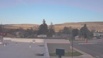 Weather camera view of Bridgeport High School.