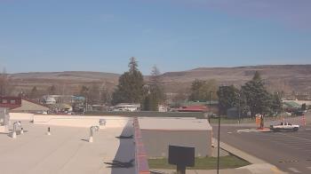 Weather camera view of Bridgeport High School.