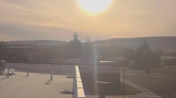 Weather camera view of Bridgeport High School.