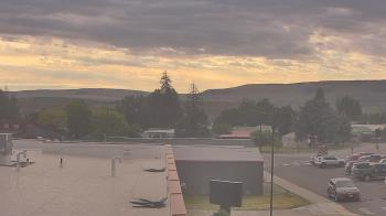 Weather camera view of Bridgeport High School.