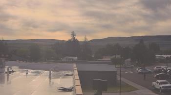 Weather camera view of Bridgeport High School.