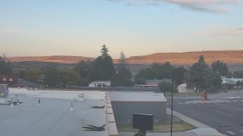 Weather camera view of Bridgeport High School.