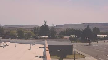 Weather camera view of Bridgeport High School.