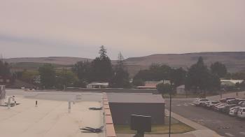 Weather camera view of Bridgeport High School.