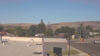 Weather camera view of Bridgeport High School.