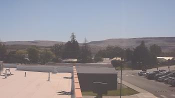Weather camera view of Bridgeport High School.