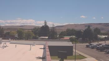 Weather camera view of Bridgeport High School.