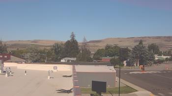 Weather camera view of Bridgeport High School.