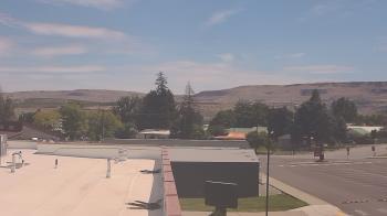 Weather camera view of Bridgeport High School.
