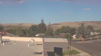 Weather camera view of Bridgeport High School.