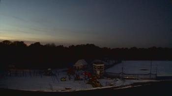 Weather camera view of Stony Brook ES.