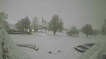 Weather camera view of Country Club of Detroit.