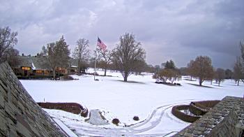 Weather camera view of Country Club of Detroit.