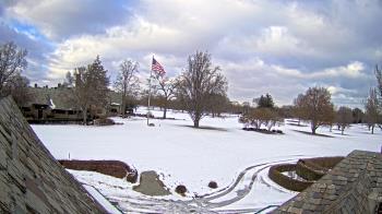 Weather camera view of Country Club of Detroit.