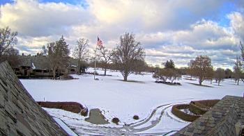 Weather camera view of Country Club of Detroit.