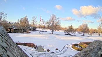 Weather camera view of Country Club of Detroit.