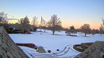 Weather camera view of Country Club of Detroit.