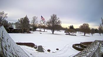 Weather camera view of Country Club of Detroit.