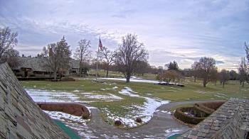 Weather camera view of Country Club of Detroit.