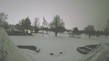 Weather camera view of Country Club of Detroit.