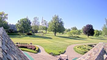 Weather camera view of Country Club of Detroit.