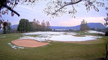 Weather camera view of Country Club of Harrisburg.