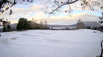 Weather camera view of Country Club of Harrisburg.