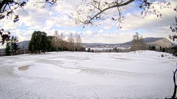 Weather camera view of Country Club of Harrisburg.