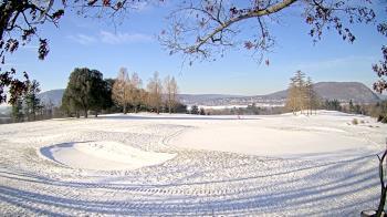 Weather camera view of Country Club of Harrisburg.