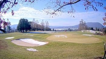 Weather camera view of Country Club of Harrisburg.