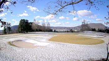 Weather camera view of Country Club of Harrisburg.