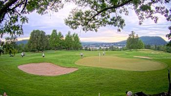 Weather camera view of Country Club of Harrisburg.