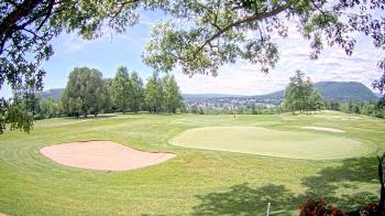 Weather camera view of Country Club of Harrisburg.