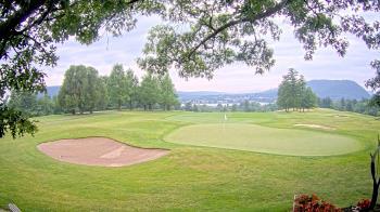 Weather camera view of Country Club of Harrisburg.