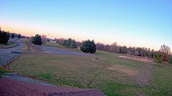 Weather camera view of Oak Ridge Park.