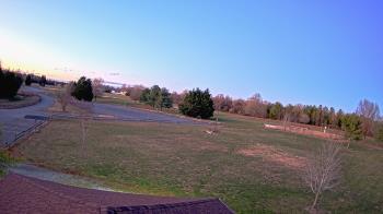 Weather camera view of Oak Ridge Park.