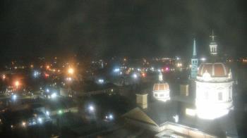 Weather camera view of The Yorktowne Hotel.