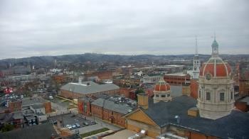 Weather camera view of The Yorktowne Hotel.