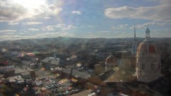 Weather camera view of The Yorktowne Hotel.