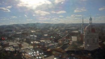 Weather camera view of The Yorktowne Hotel.