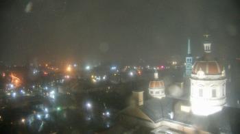 Weather camera view of The Yorktowne Hotel.