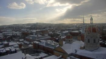 Weather camera view of The Yorktowne Hotel.