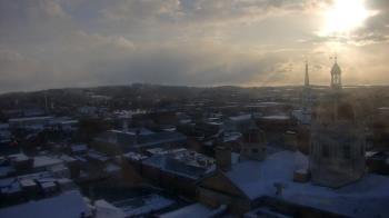 Weather camera view of The Yorktowne Hotel.