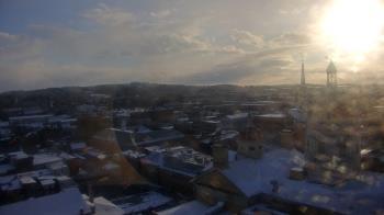 Weather camera view of The Yorktowne Hotel.