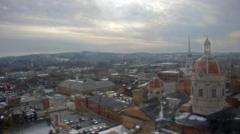 Weather camera view of The Yorktowne Hotel.