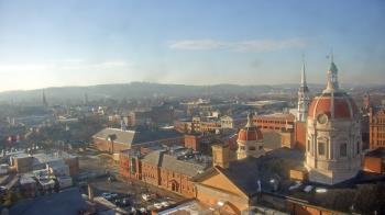 Weather camera view of The Yorktowne Hotel.